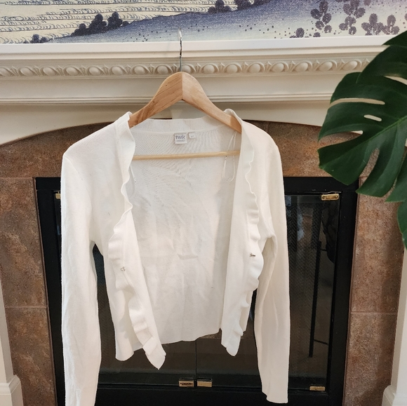 Clasp front cream cardigan - Picture 2 of 2